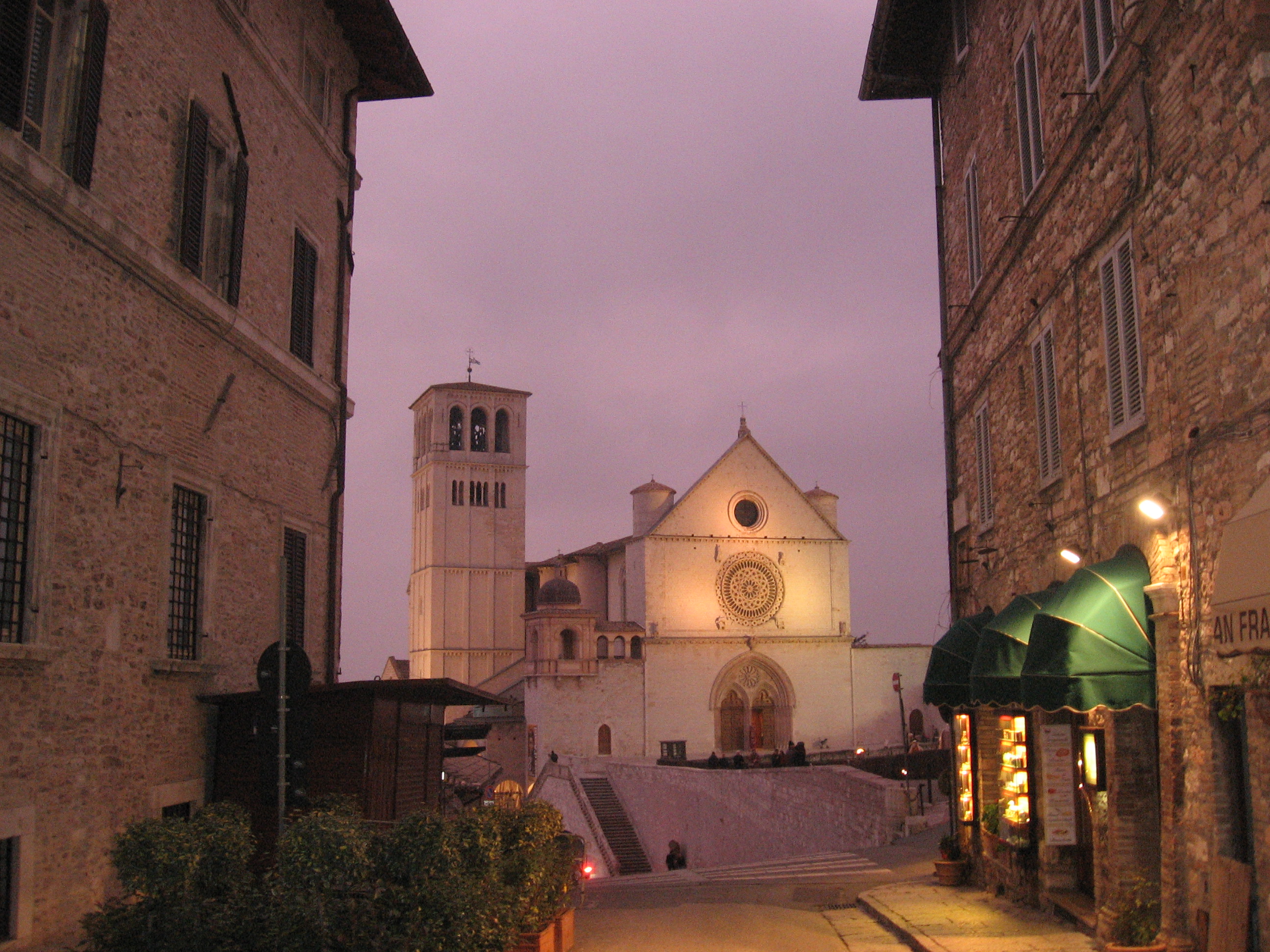 Assisi,Basilica San Francesco,La Rocca, San Ruffino,Santa Chiara, Tempio