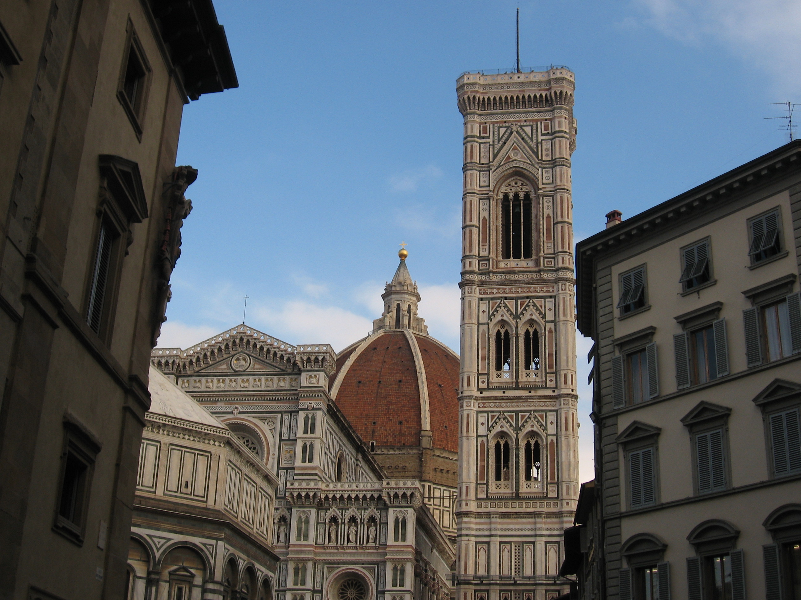 Firenze, Arte, cultura, Ponte Vecchio, Uffizi, Santa Maria del Fiore, Chiese, Musei