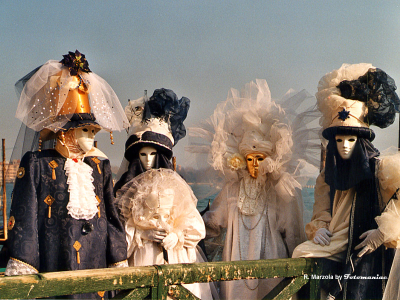 carnevale, ridere, scherzo, divertimento, divertirsi, baldoria, carri, maschere, frappe, castagnole, quaresima, ceneri, sfilate, cenone