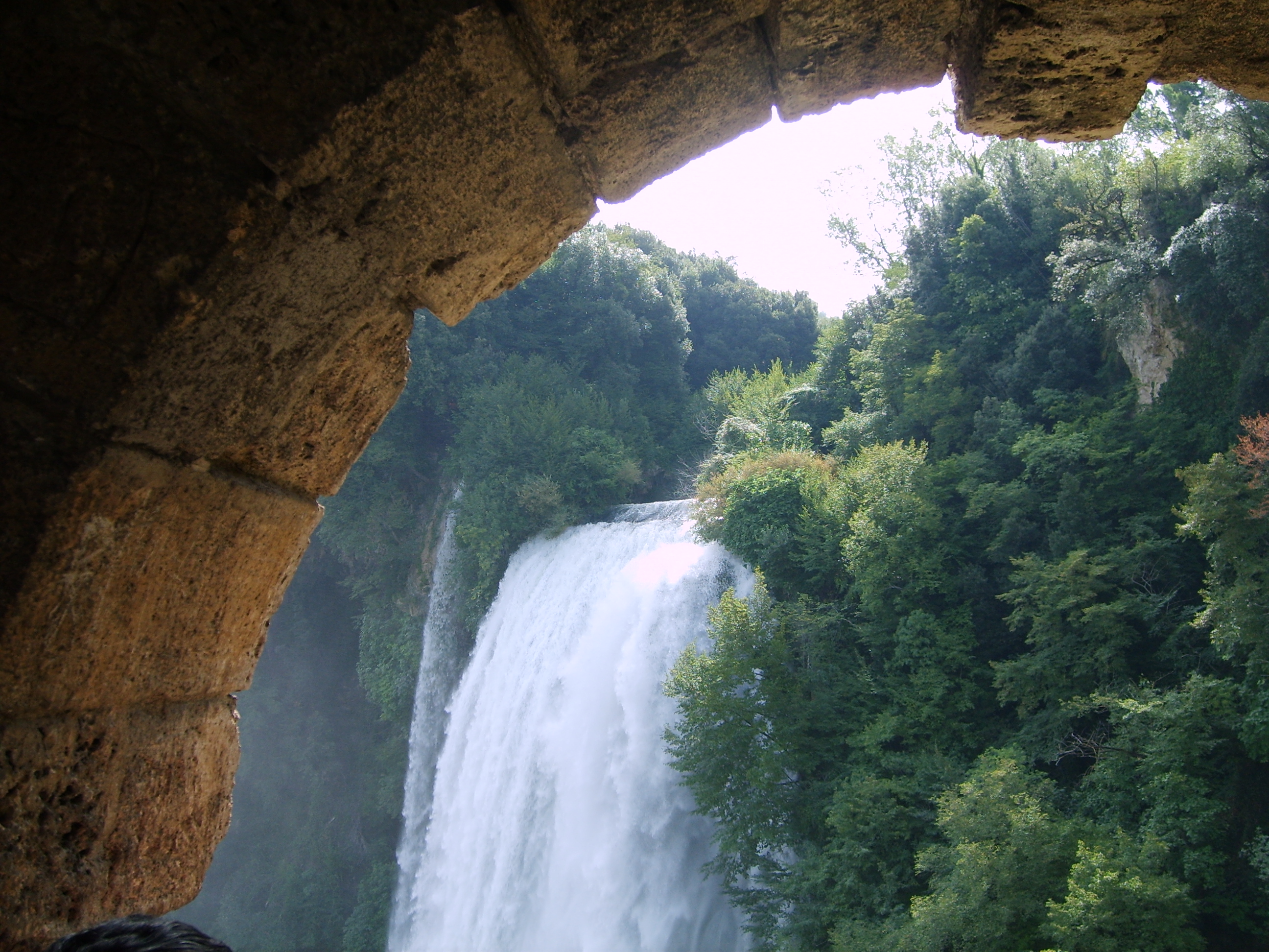 immagini cascate delle marmore, fiume nera, val nerina, scorrere acque, aniene, ripida, rapide